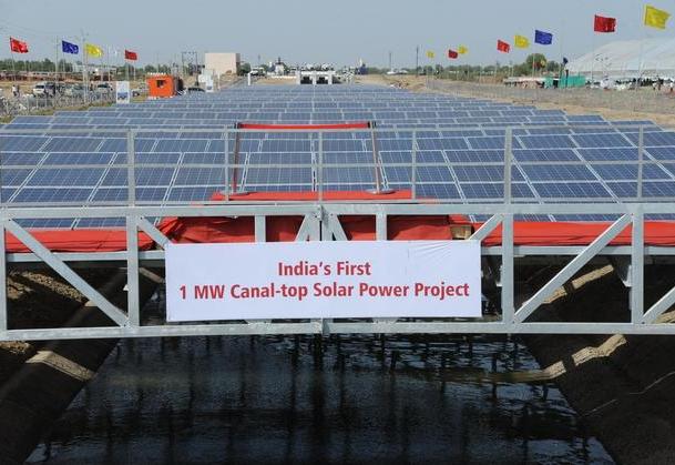Canal_Top_Solar_Power_Plant